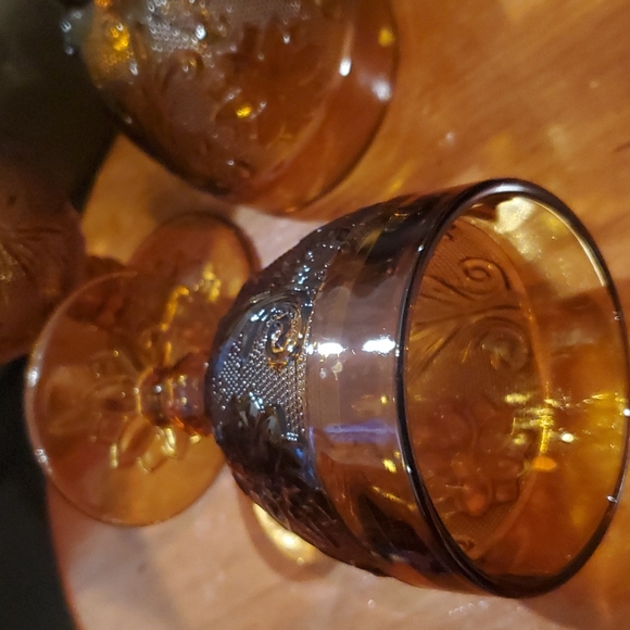 4 Tiara vintage amber goblets - Picture 6 of 7